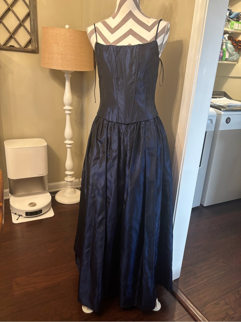 Jessica McClintock Navy Satin Prom Gown